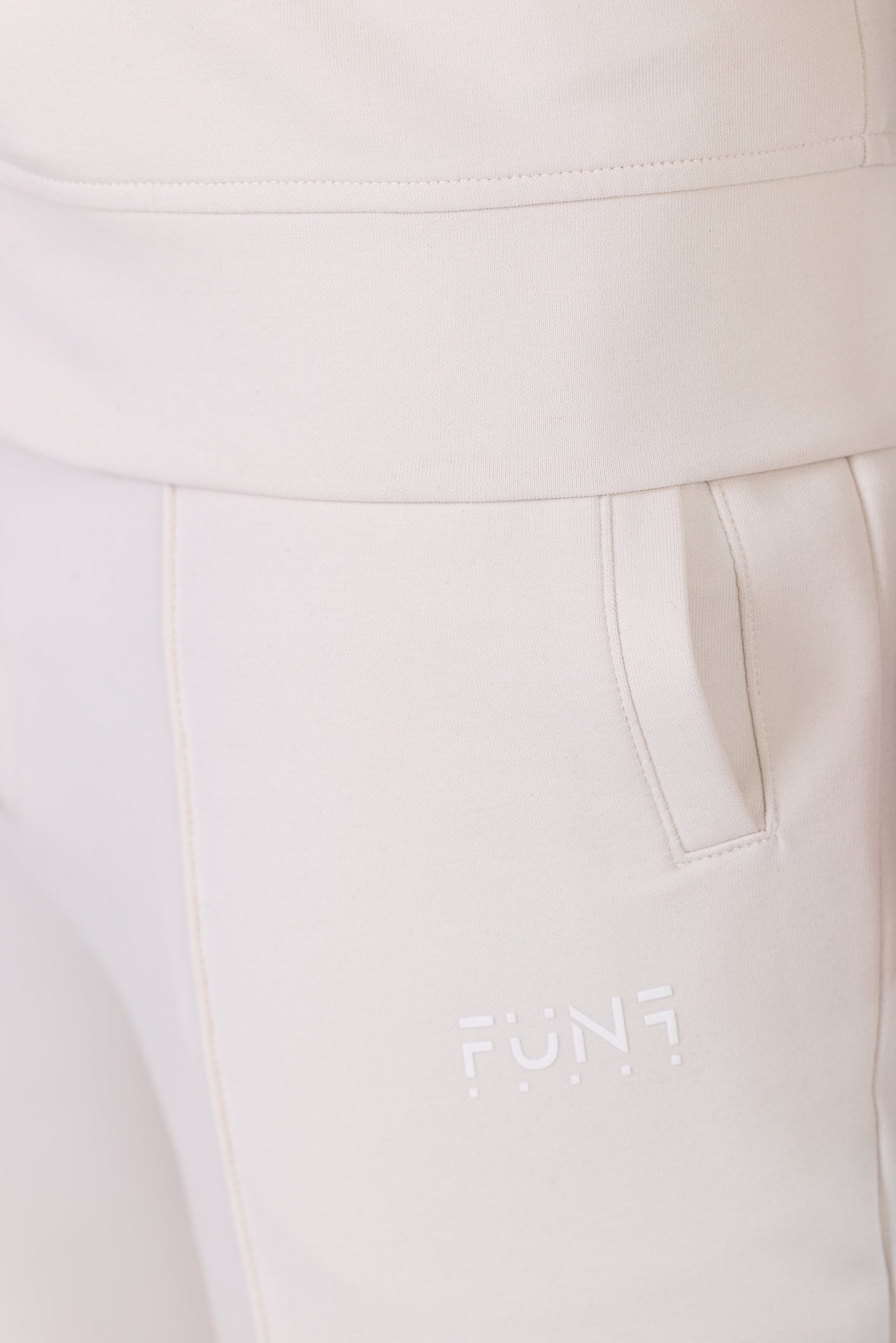 Premium Core Anzug - Beige